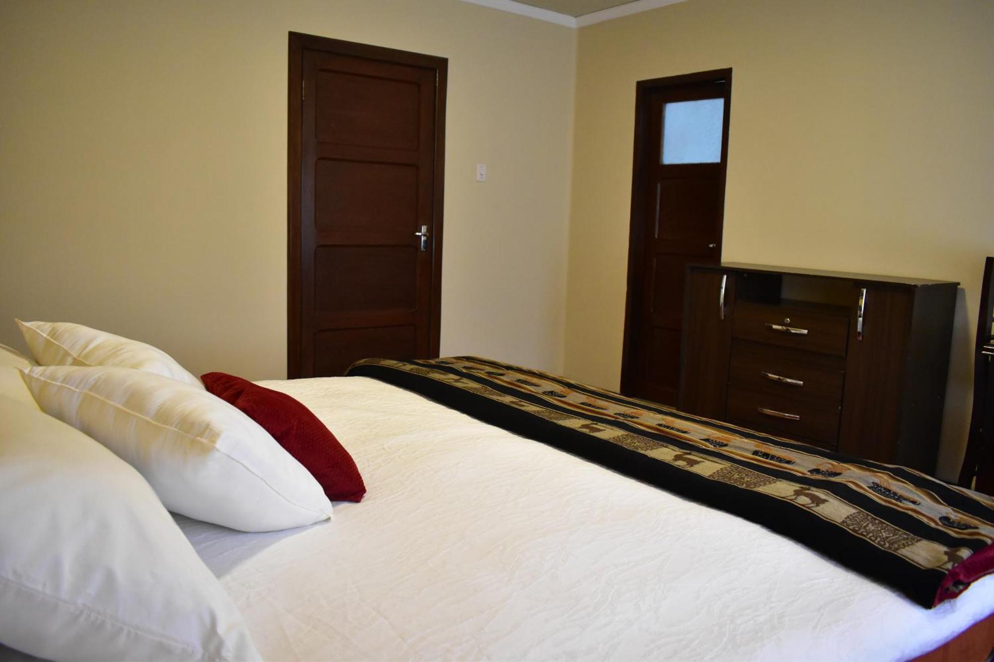 Raven La Paz Otel Dış mekan fotoğraf